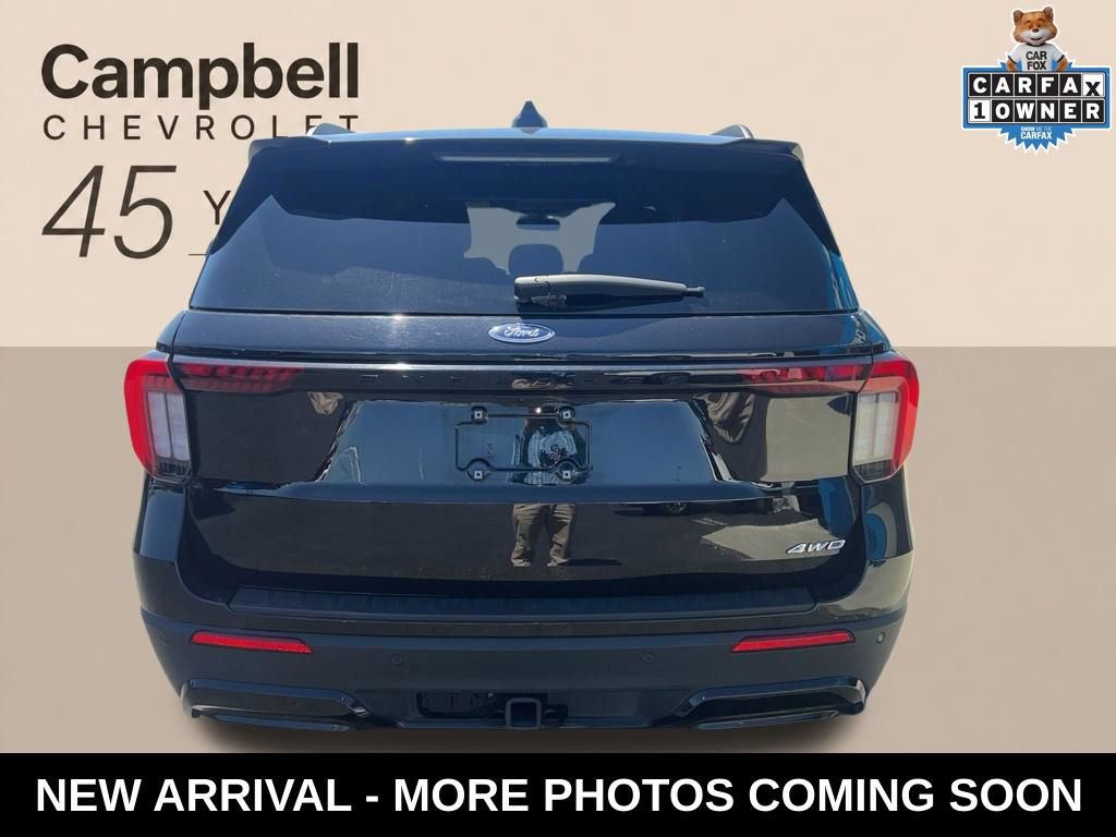Used 2025 Ford Explorer ST-Line w/ ST-Line Street Pack AWD/4WD image 4