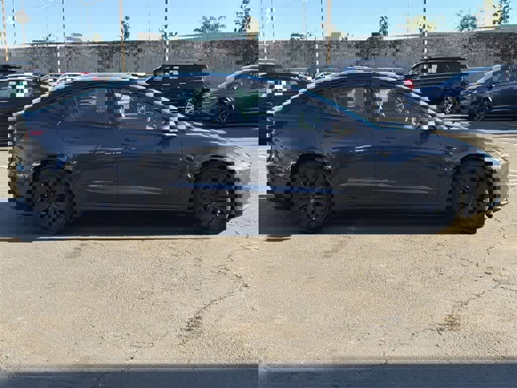 Used 2024 Tesla Model 3 Standard Range image 7