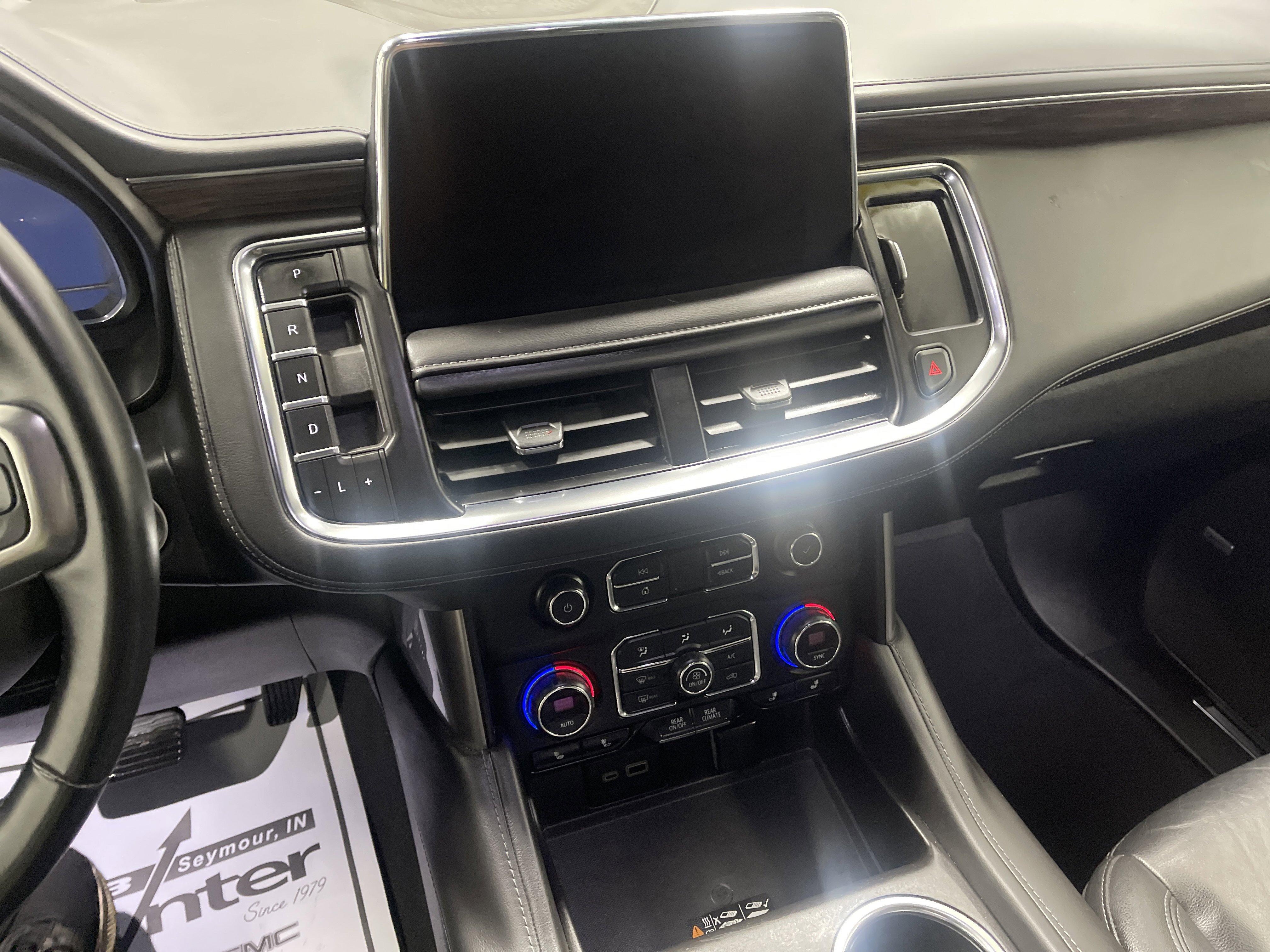 Used 2024 Chevrolet Tahoe LT image 30