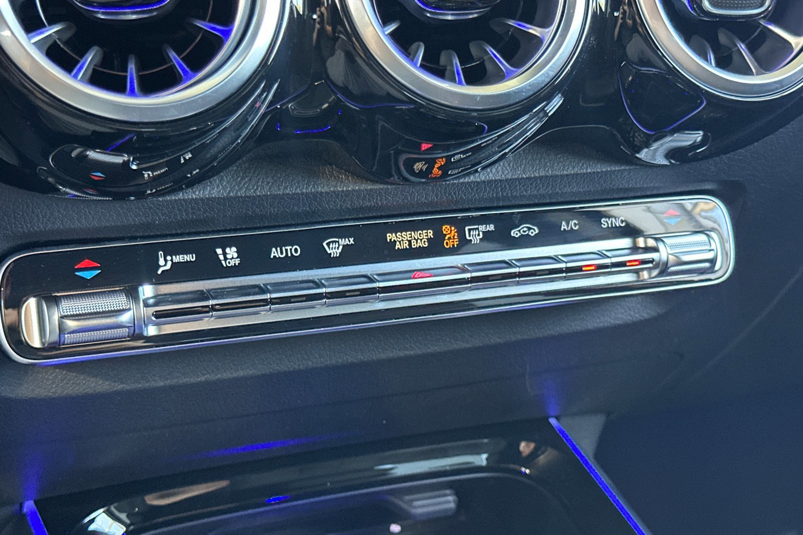 New 2025 Mercedes-Benz GLB 250 250 image 21