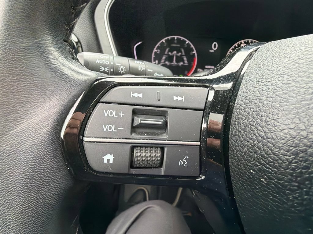 Certified 2024 Honda Pilot Touring image 25