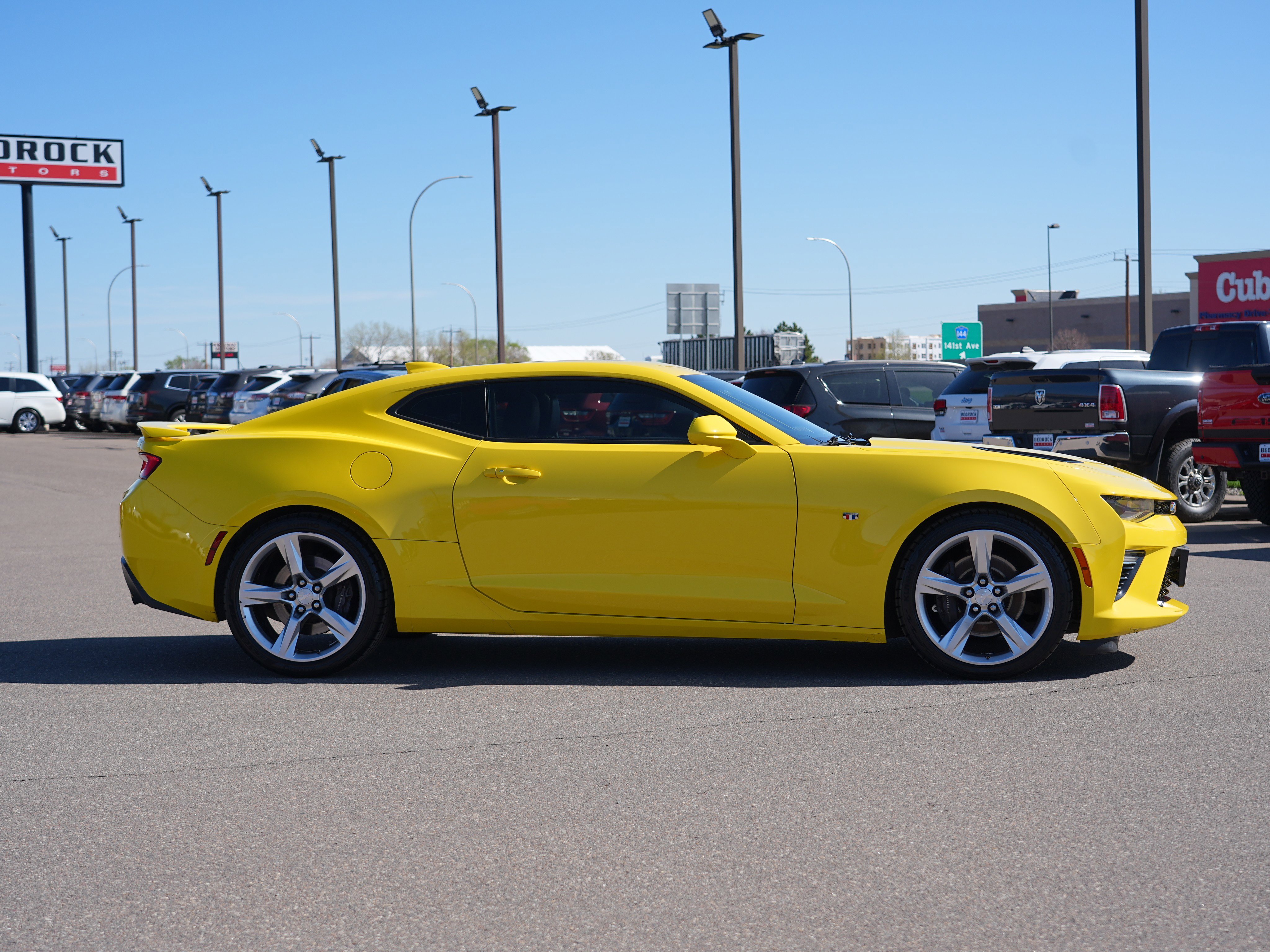 Used 2017 Chevrolet Camaro SS RWD image 2