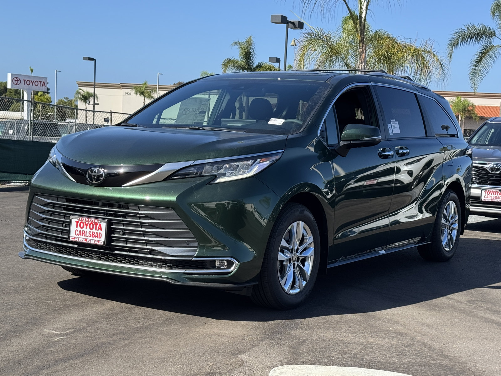 New 2026 Toyota Sienna Limited FWD image 12