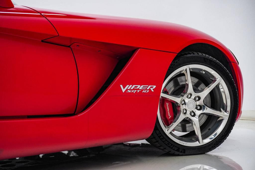 Used 2009 Dodge Viper SRT-10 w/ Protection Group RWD image 16