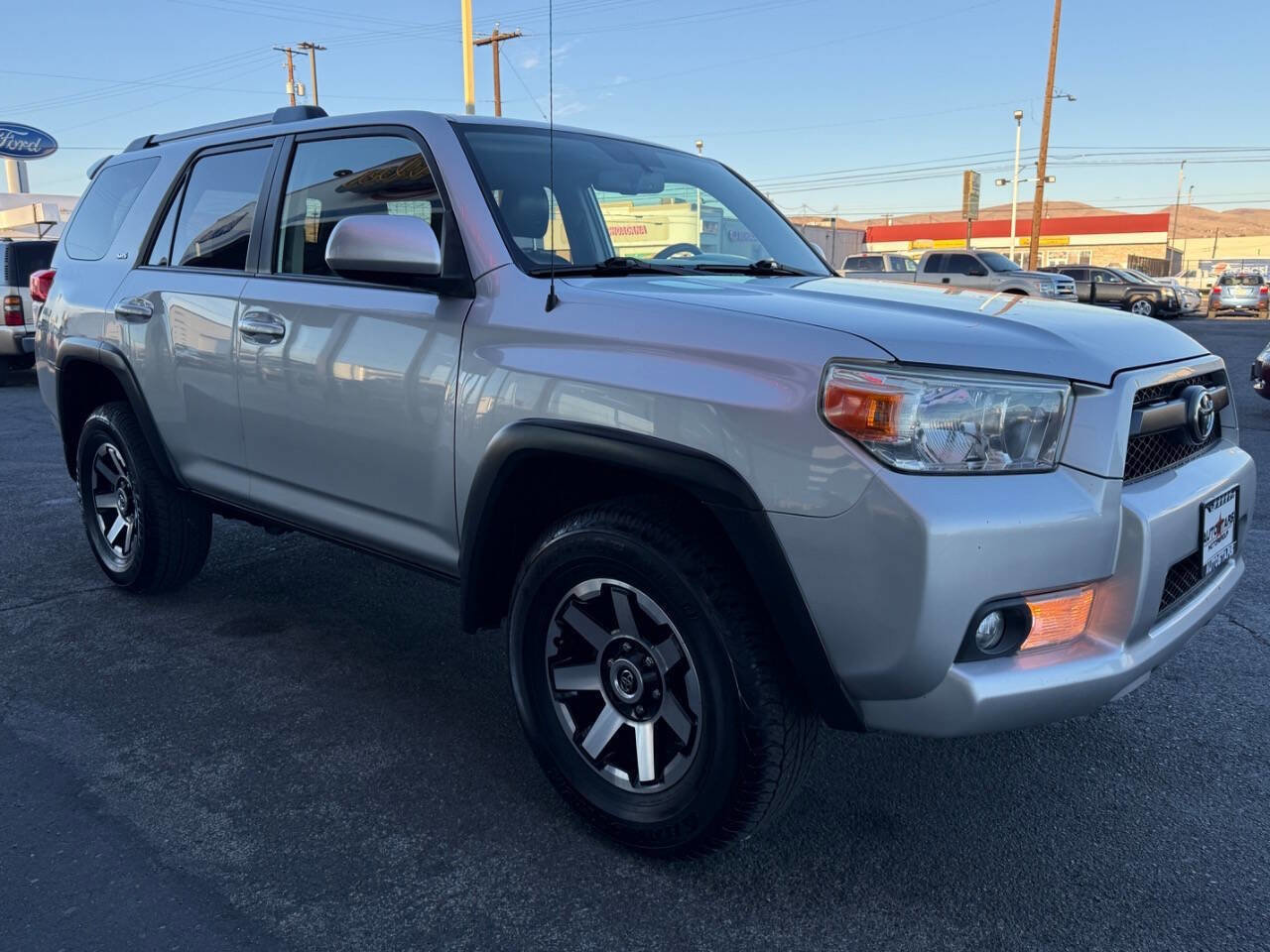 Used 2010 Toyota 4Runner SR5 image 2