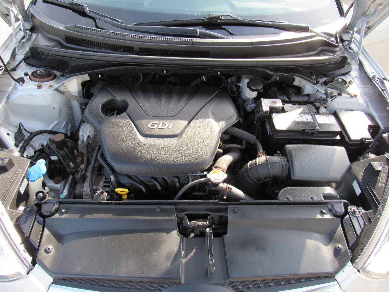 Used 2013 Hyundai Veloster image 41
