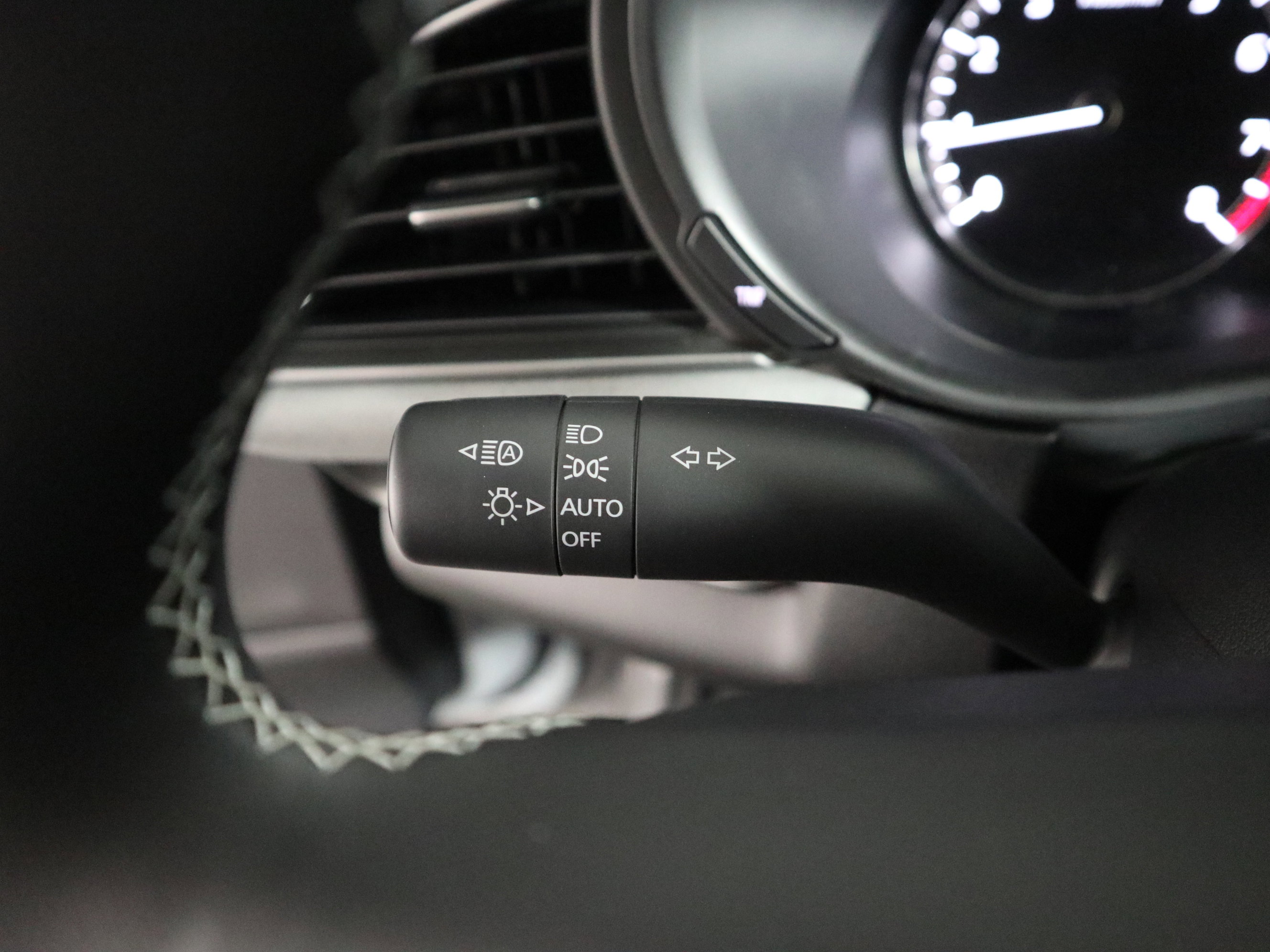 New 2026 MAZDA CX-30 Aire Edition image 23