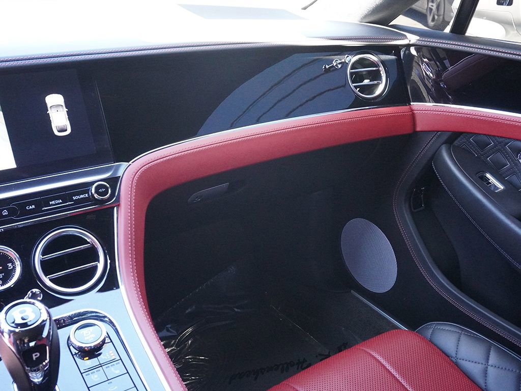 Used 2021 Bentley Continental GT AWD/4WD image 34