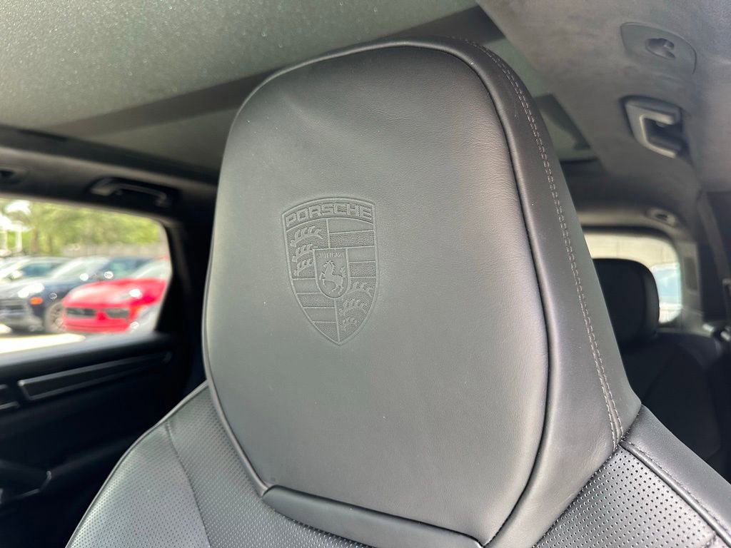 Certified 2019 Porsche Cayenne Turbo AWD/4WD image 30