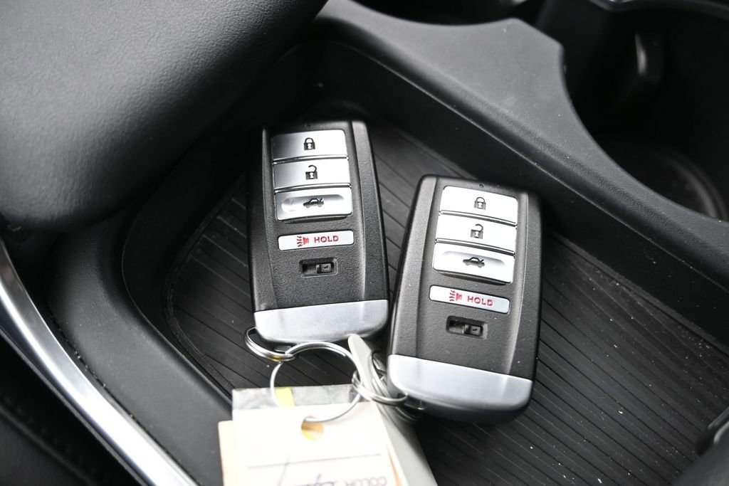 Used 2023 Acura TLX FWD image 17