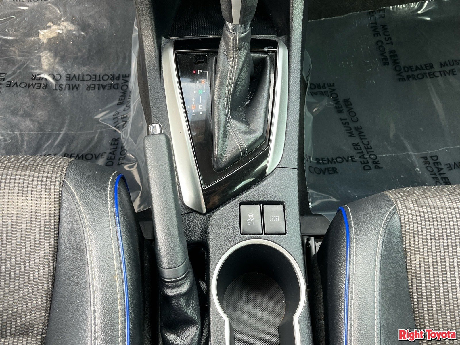 Certified 2018 Toyota Corolla SE FWD image 32
