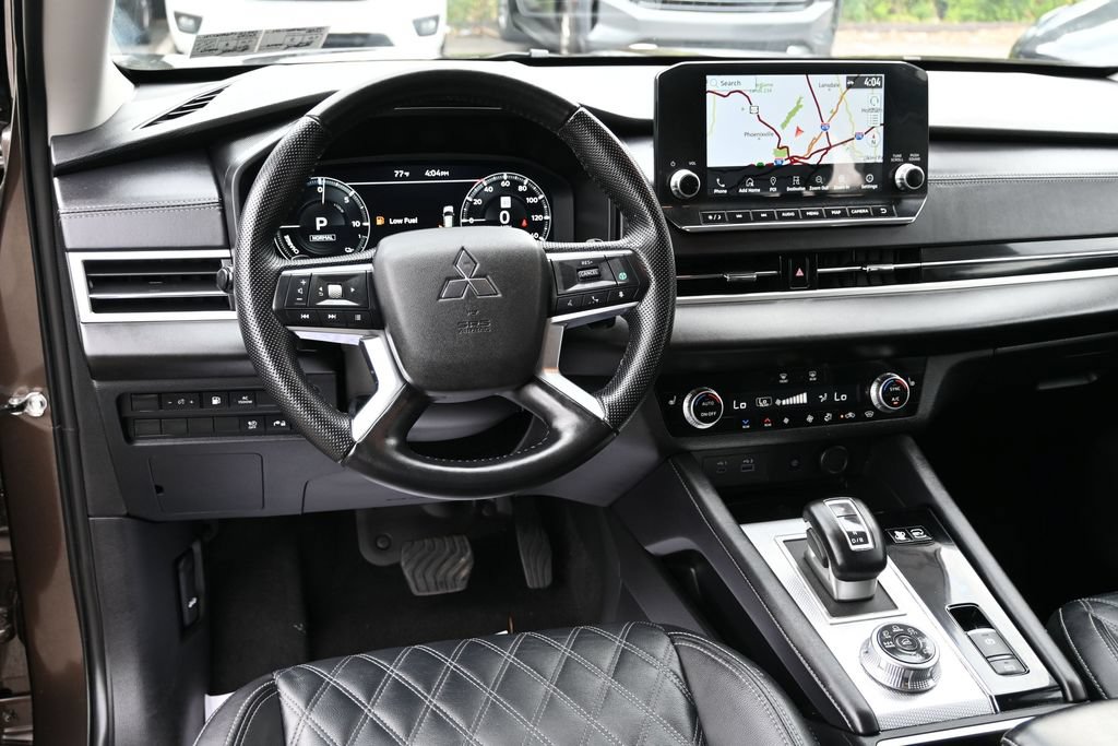 Used 2024 Mitsubishi Outlander SEL Black Edition AWD/4WD image 33
