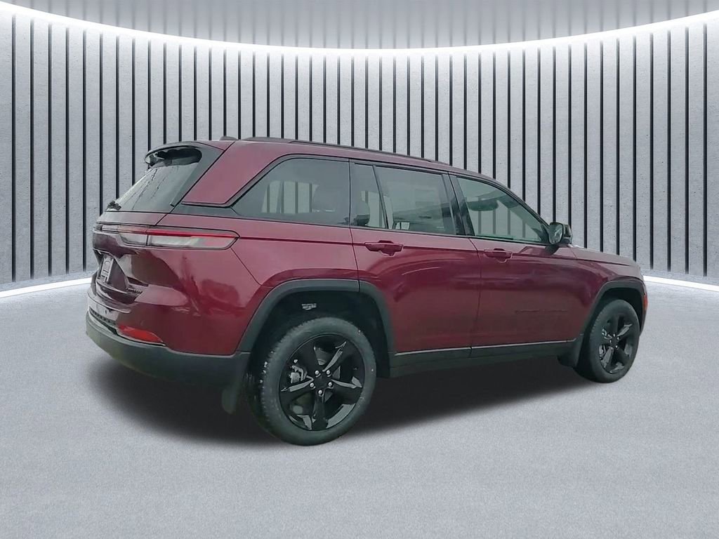 New 2025 Jeep Grand Cherokee Limited w/ Luxury Tech Group II image 7