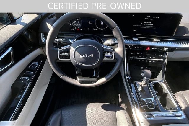 Used 2024 Kia Carnival SX Prestige image 5