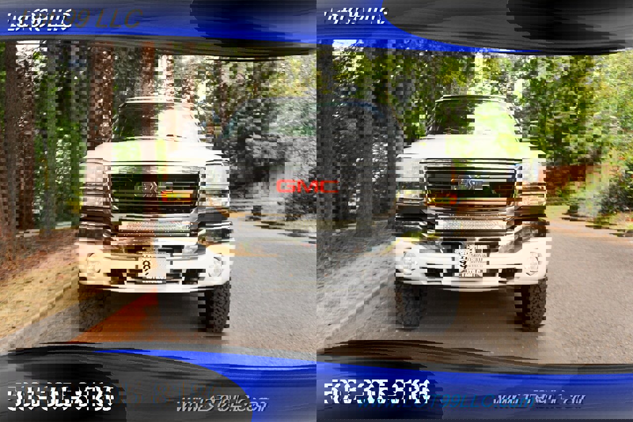 Used 2004 GMC Sierra 2500 SLE w/ Heavy-Duty Power Package image 6