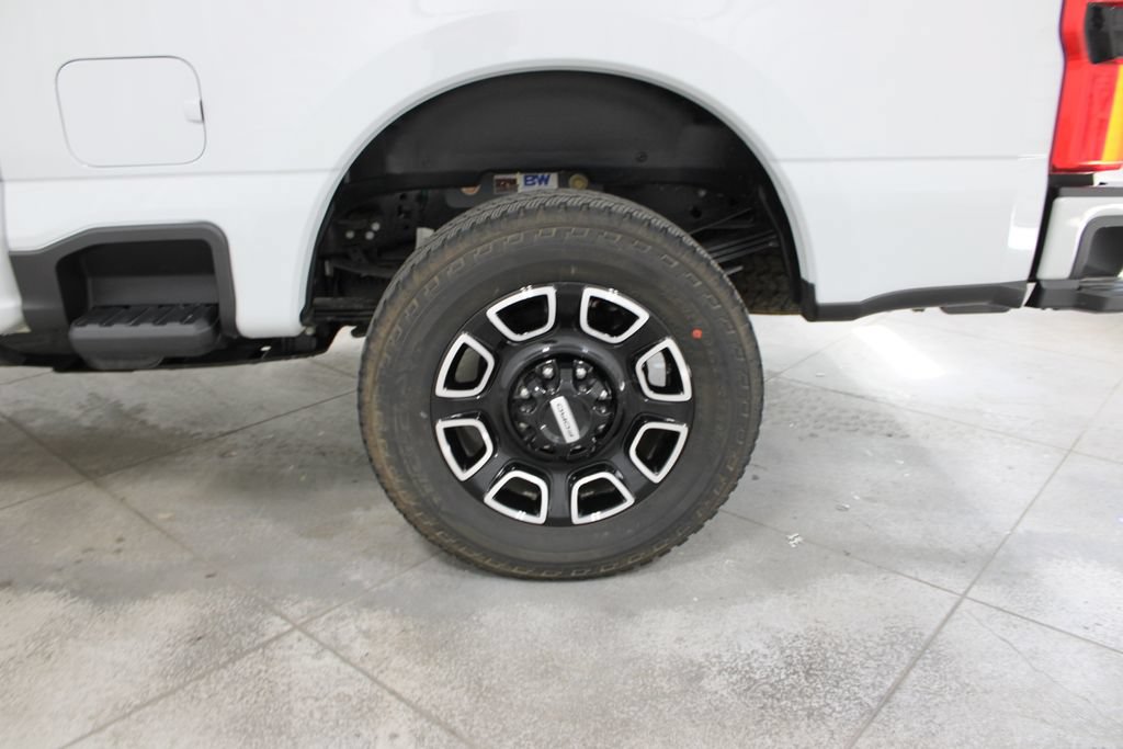 Used 2026 Ford F250 Platinum AWD/4WD image 41