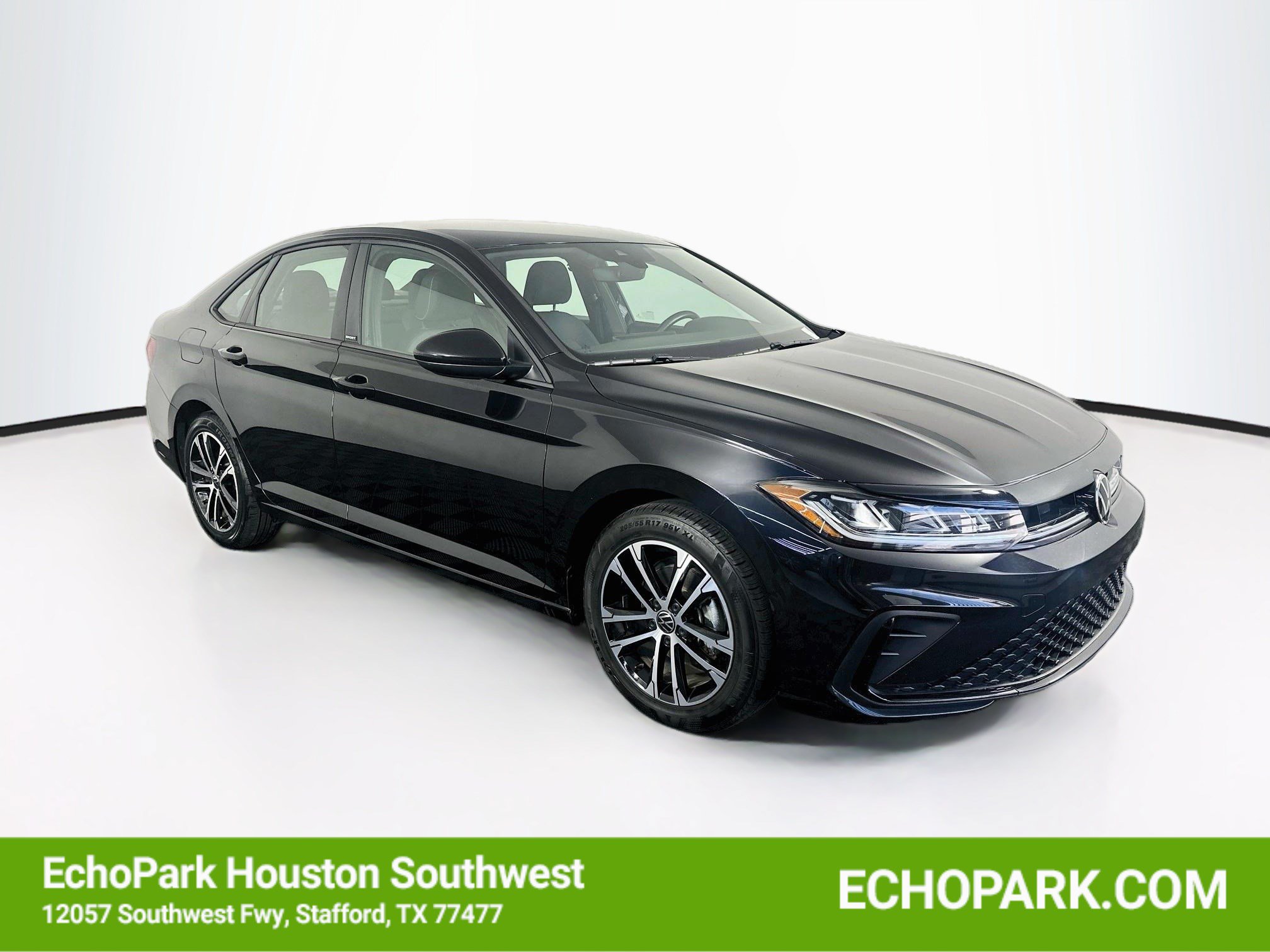 Used 2025 Volkswagen Jetta Sport FWD video 1