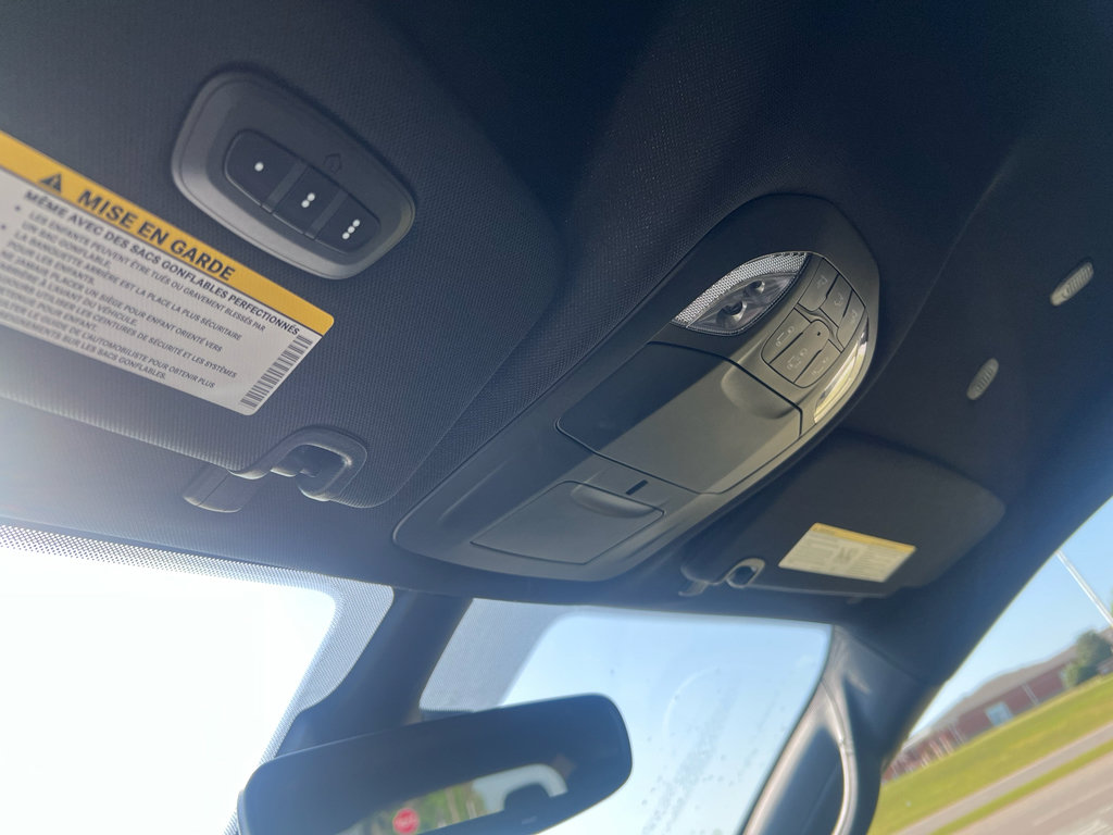 New 2026 Chrysler Pacifica Select FWD image 24