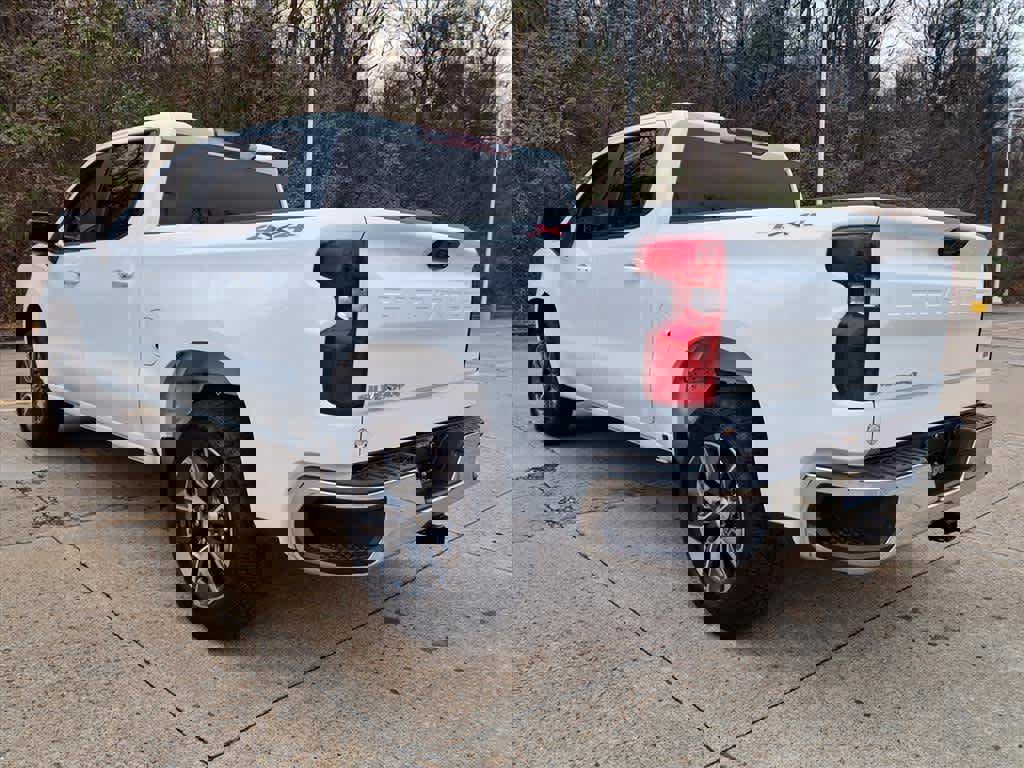 Used 2024 Chevrolet Silverado 1500 LT image 5