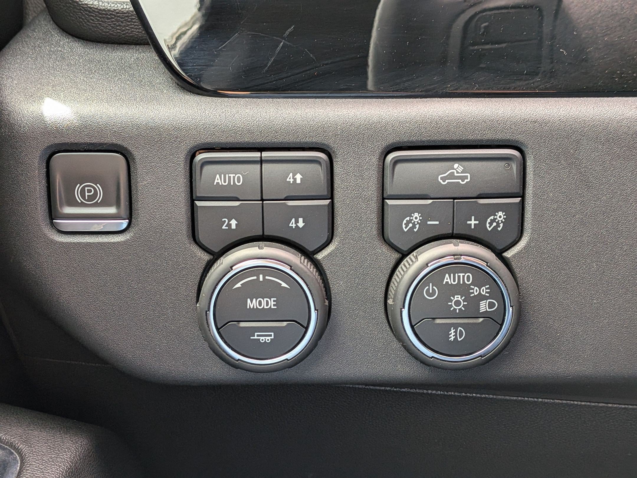 Used 2023 Chevrolet Silverado 1500 LT Trail Boss AWD/4WD image 16