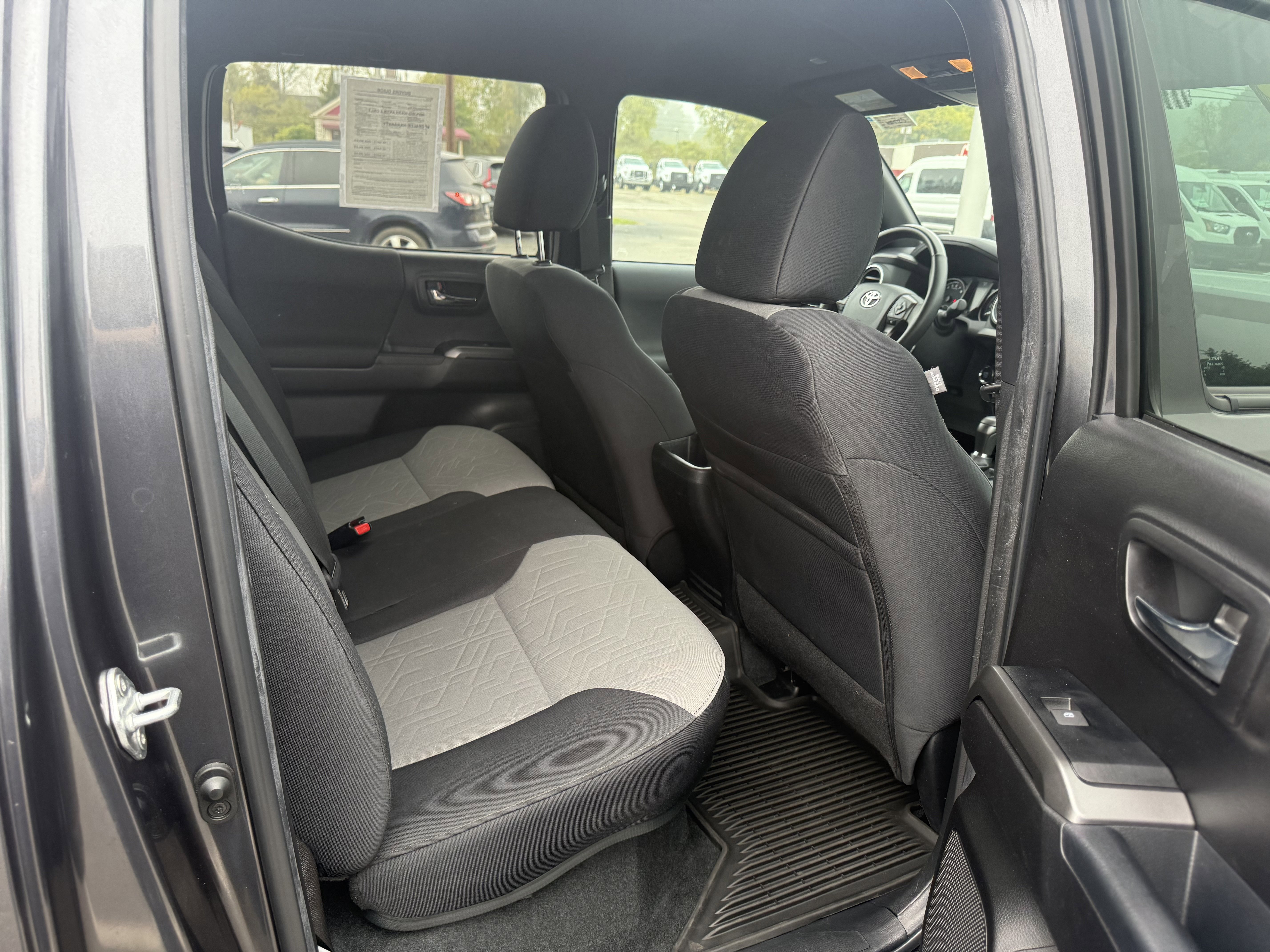 Used 2023 Toyota Tacoma TRD Sport image 10