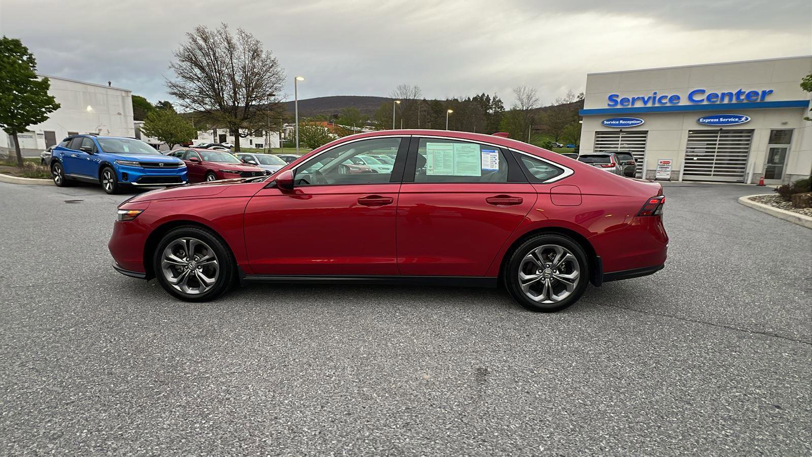 Used 2024 Honda Accord EX image 7