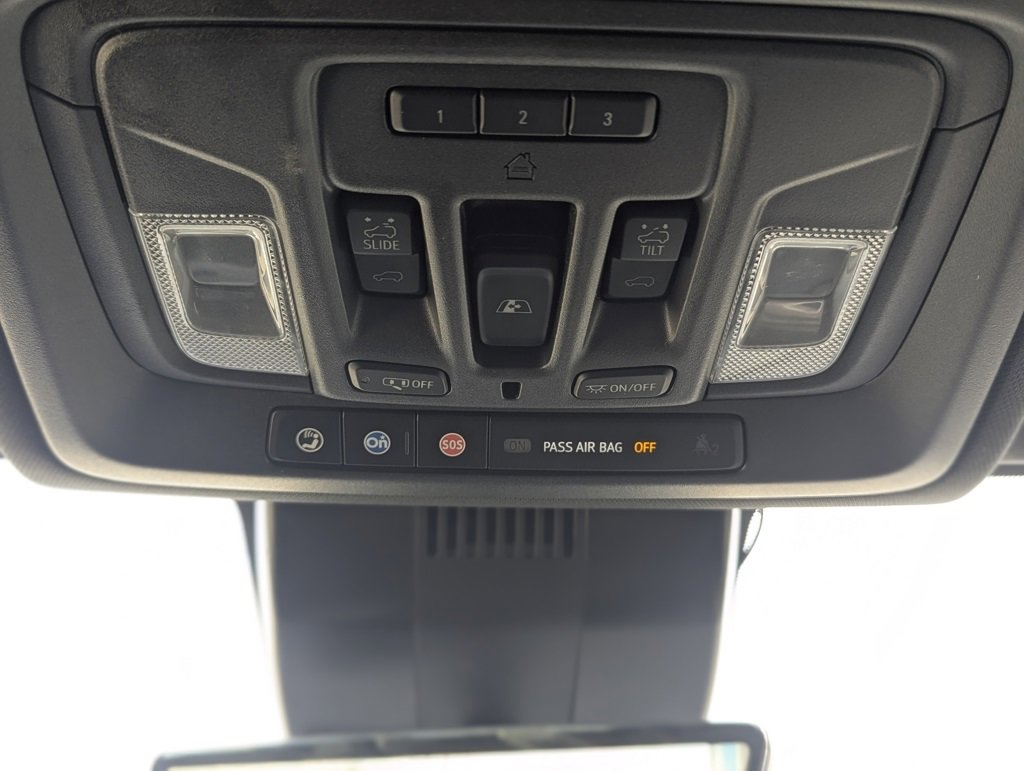 Used 2024 Chevrolet Silverado 1500 ZR2 w/ Technology Package image 45