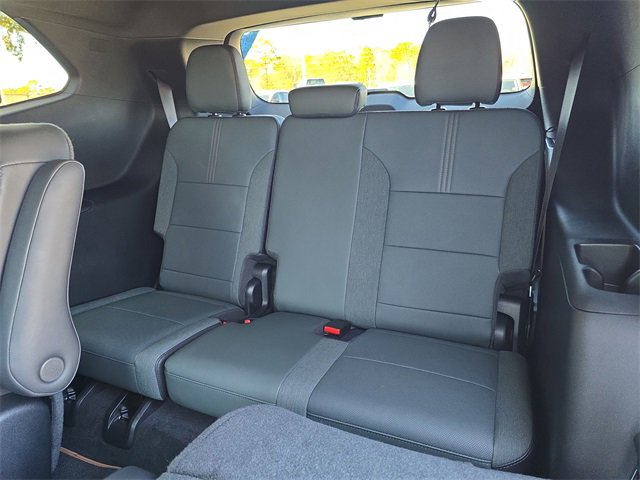 Certified 2025 GMC Acadia AT4 w/ Super Cruise Package image 16