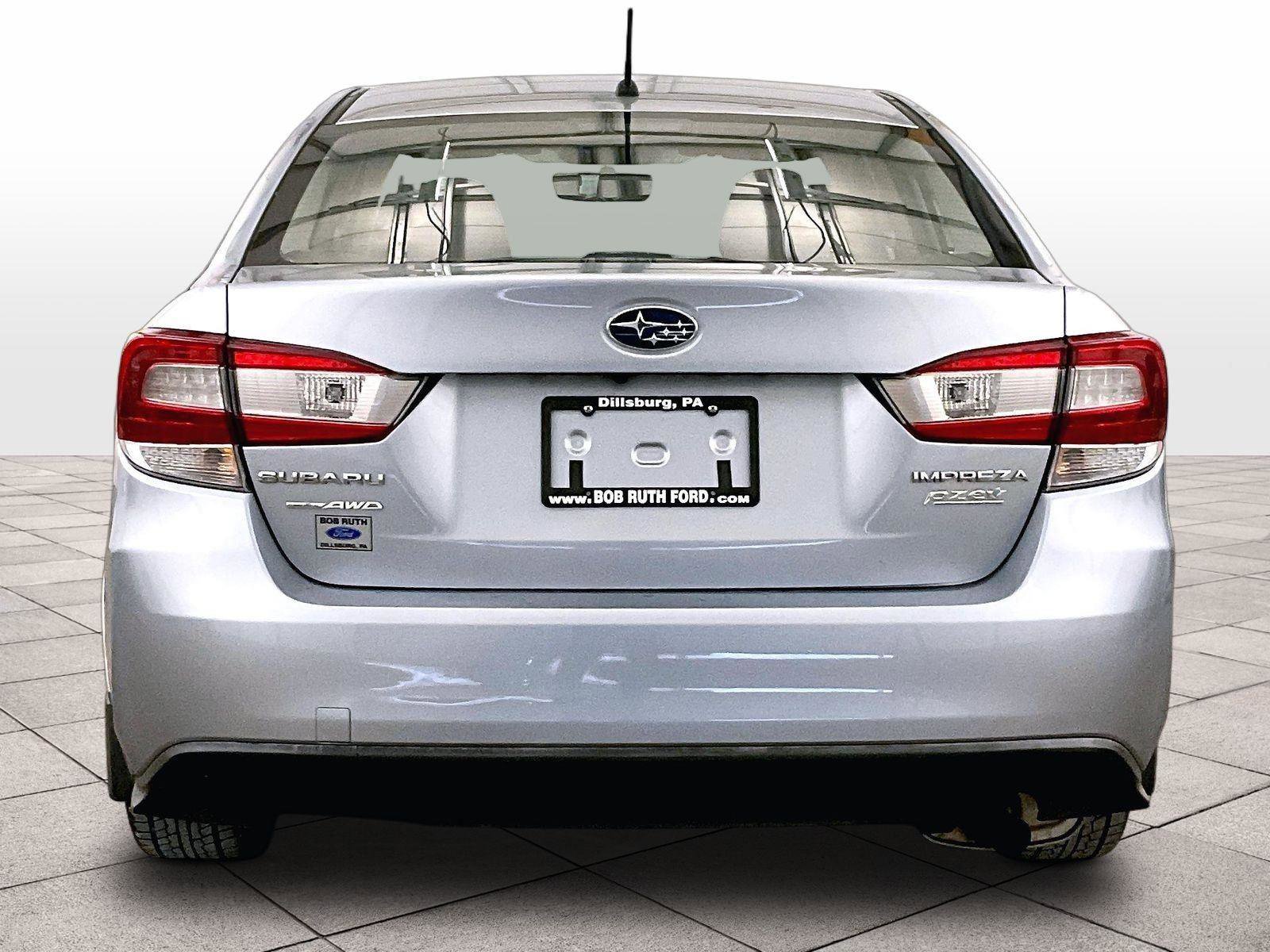 Used 2017 Subaru Impreza 2.0i AWD/4WD image 4