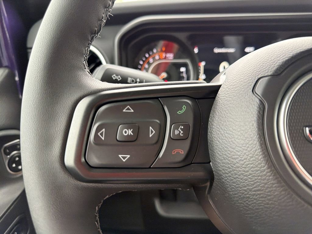 New 2026 Jeep Gladiator Sahara image 24