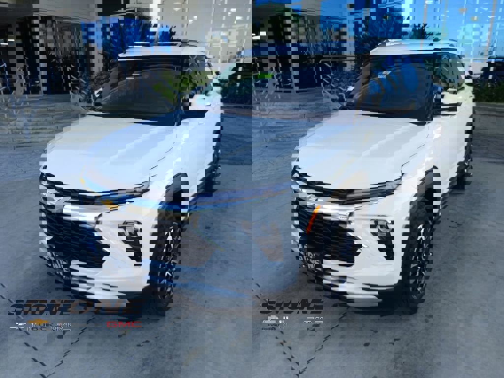 New 2026 Chevrolet TrailBlazer LT w/ Convenience Package image 3