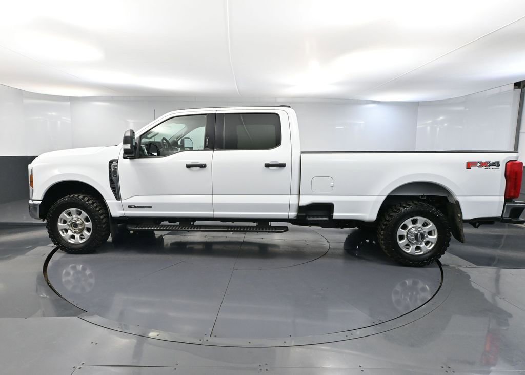 Used 2024 Ford F350 XLT w/ FX4 Off-Road Package image 10