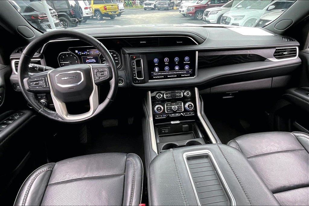 Used 2021 GMC Yukon Denali RWD image 17