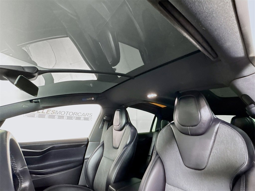 Used 2018 Tesla Model X 100D image 21