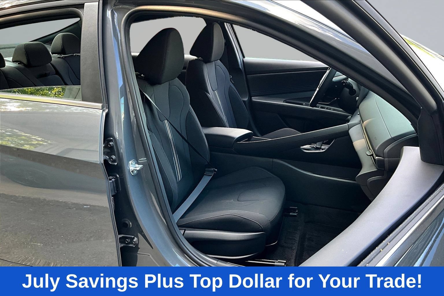 Used 2026 Hyundai Elantra SEL Sport Premium w/ Cargo Package FWD image 35