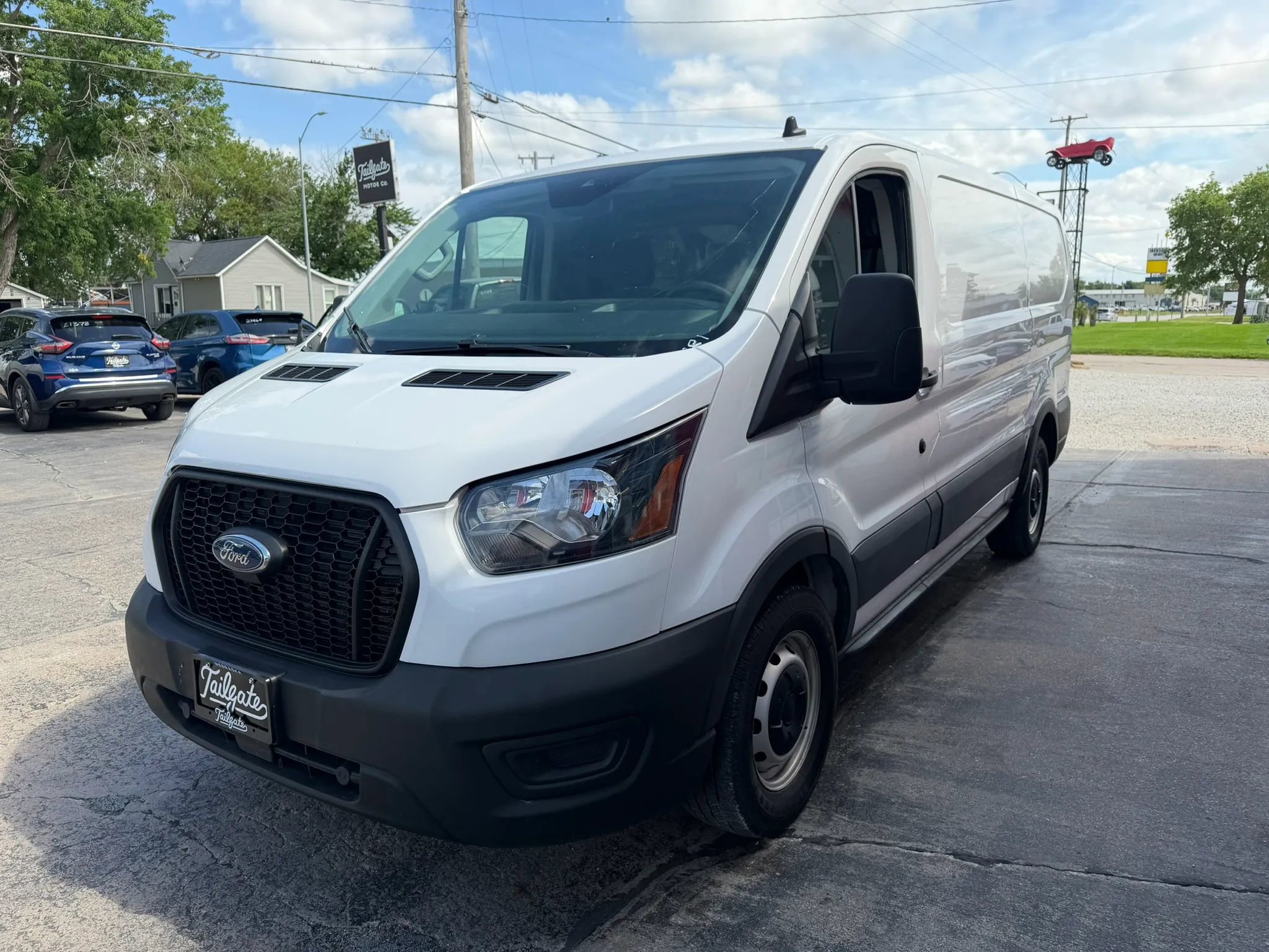 Used 2022 Ford Transit 150 Low Roof w/ Upfitter Package RWD image 4