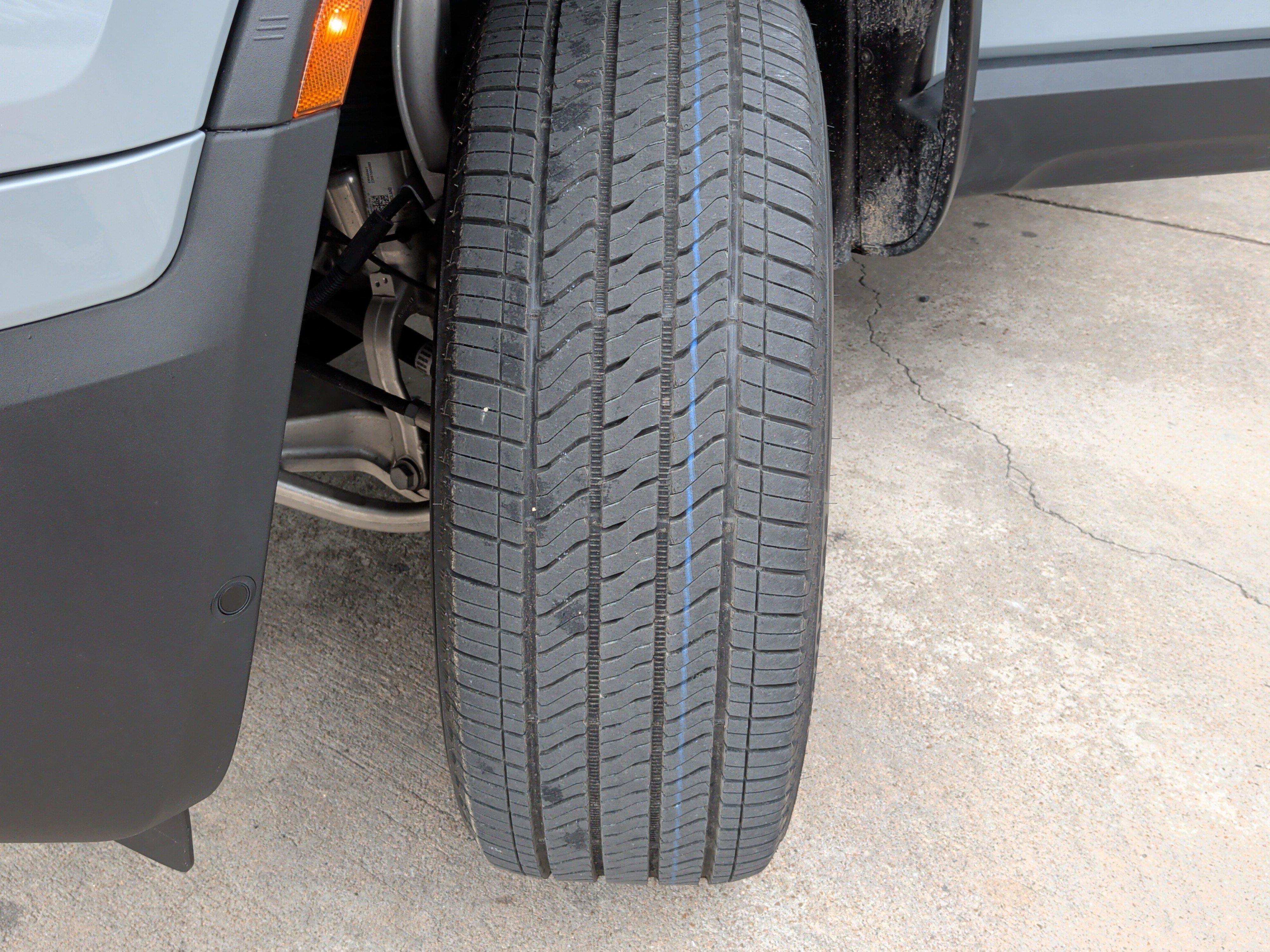 Used 2023 Rivian R1T Adventure image 13