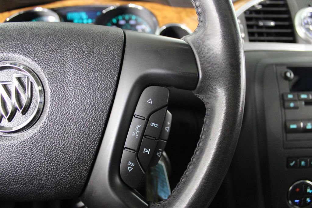 Used 2010 Buick Enclave CXL w/ Trailering Provision Package image 31