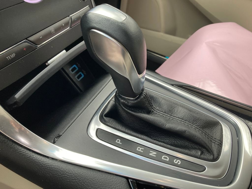 Used 2017 Ford Edge Titanium w/ Technology Package image 28