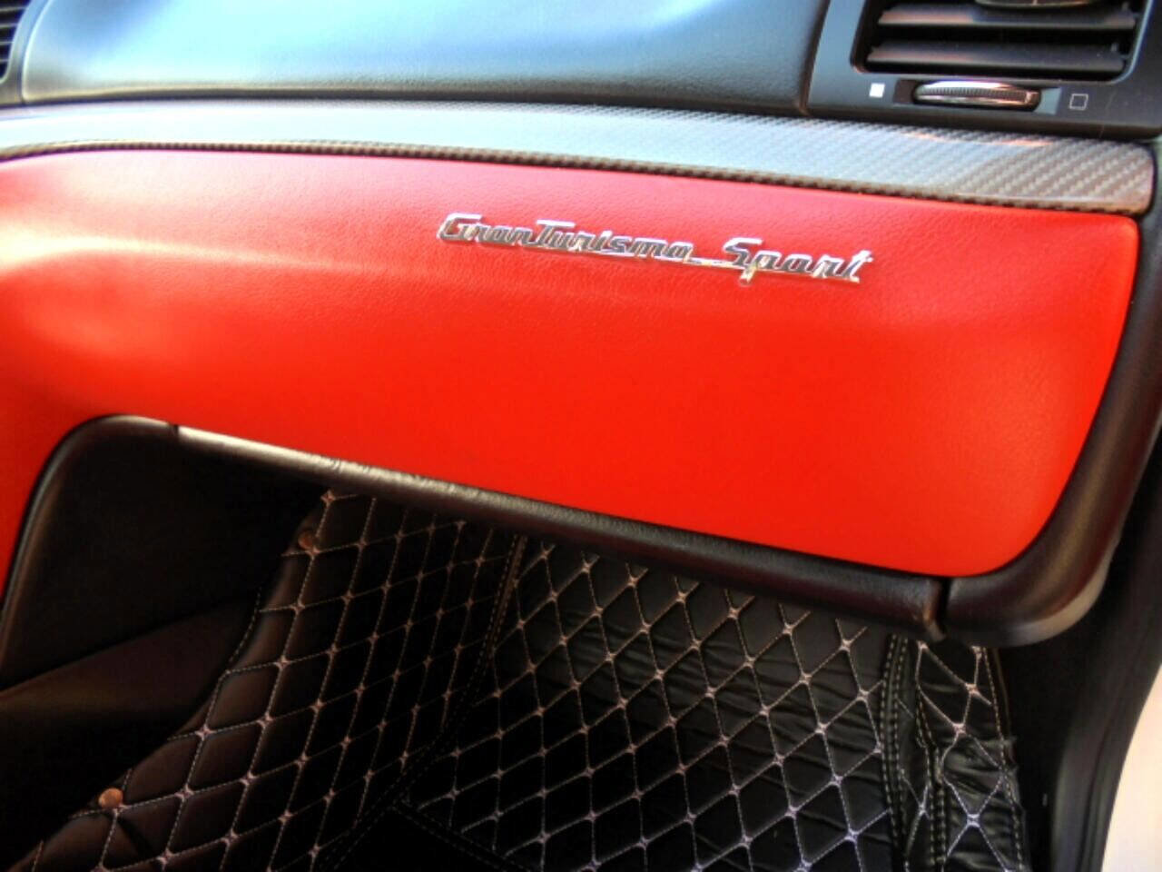 Used 2017 Maserati GranTurismo Sport image 22