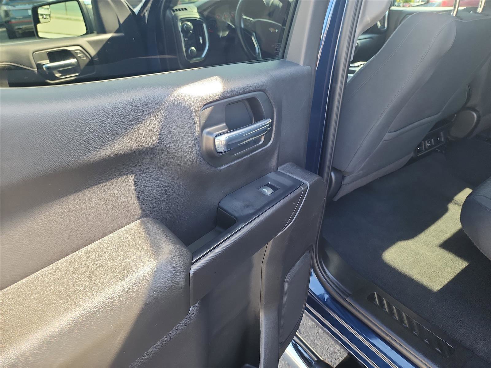 Used 2020 Chevrolet Silverado 1500 LT w/ All-Star Edition image 16