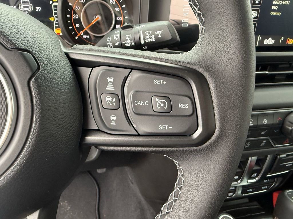 New 2026 Jeep Wrangler Rubicon w/ Xtreme 35 Tire Package image 14