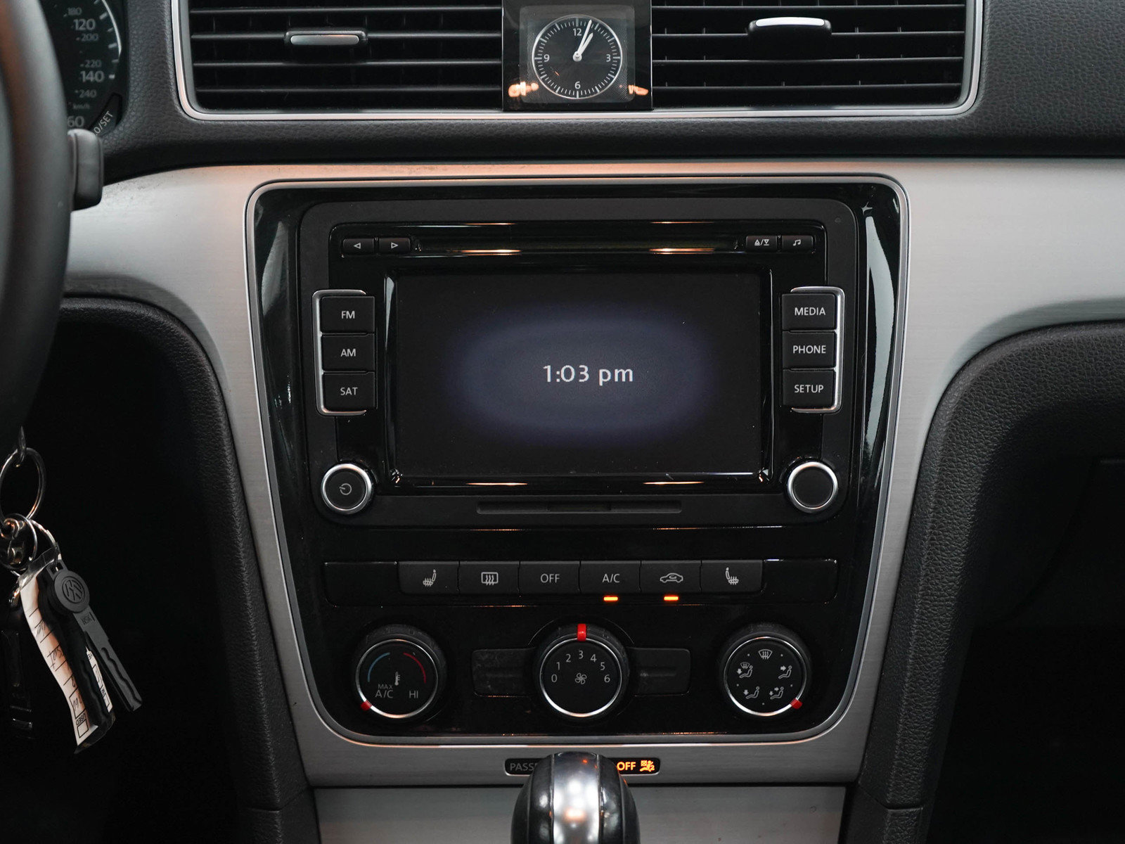 Used 2013 Volkswagen Passat 2.5 SE FWD image 15