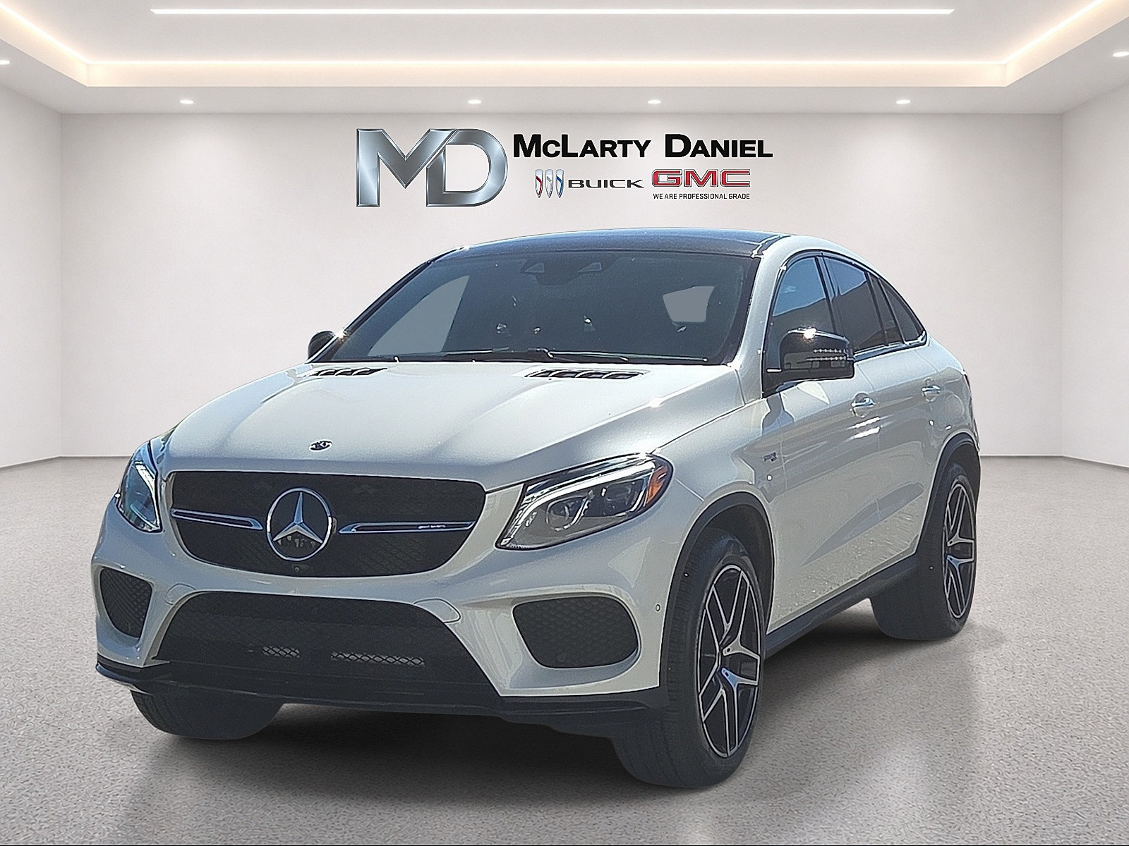 Used 2018 Mercedes-Benz GLE 43 AMG 4MATIC Coupe image 3