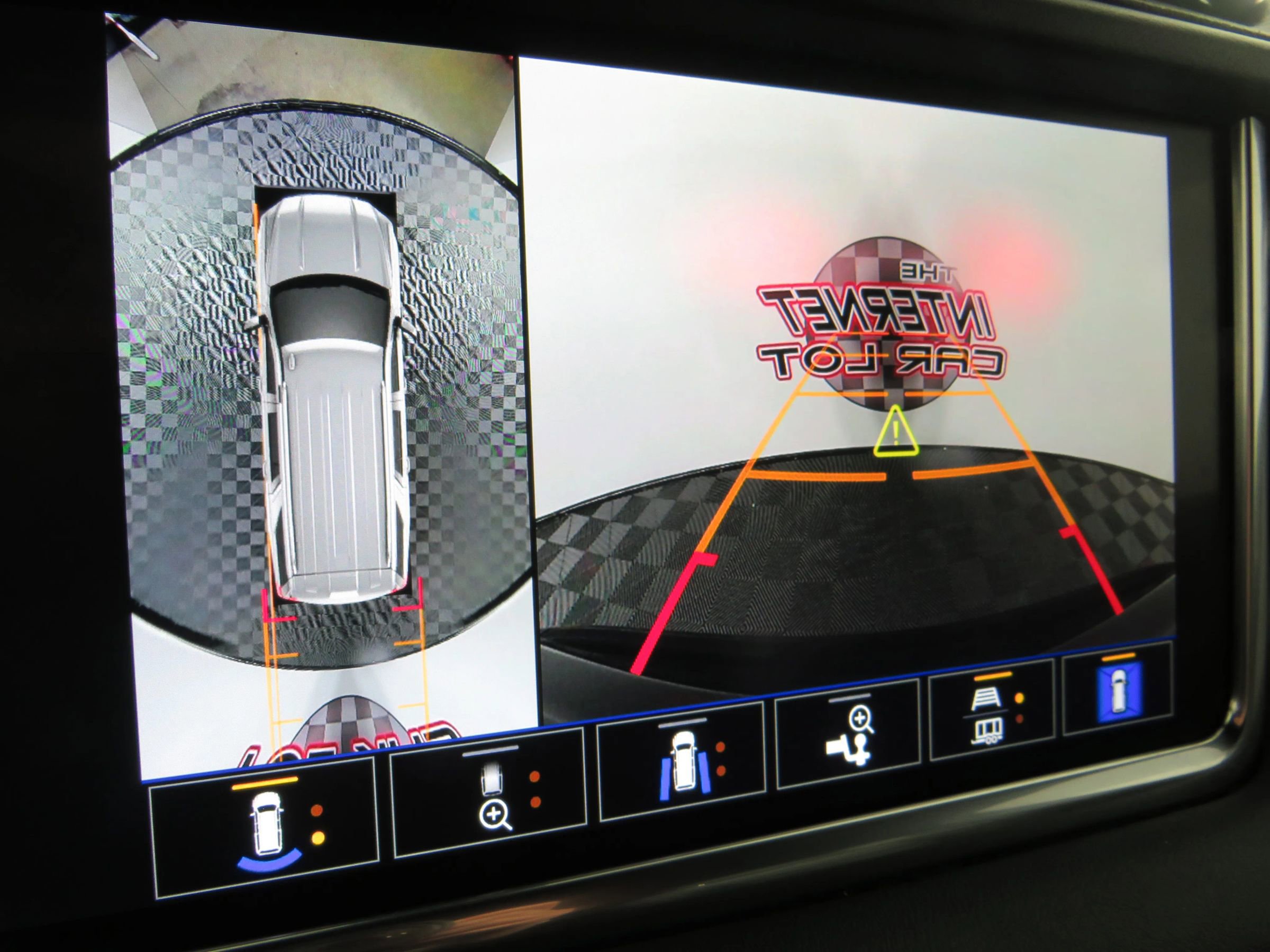 Used 2022 GMC Yukon XL Denali w/ Advanced Technology Package image 23