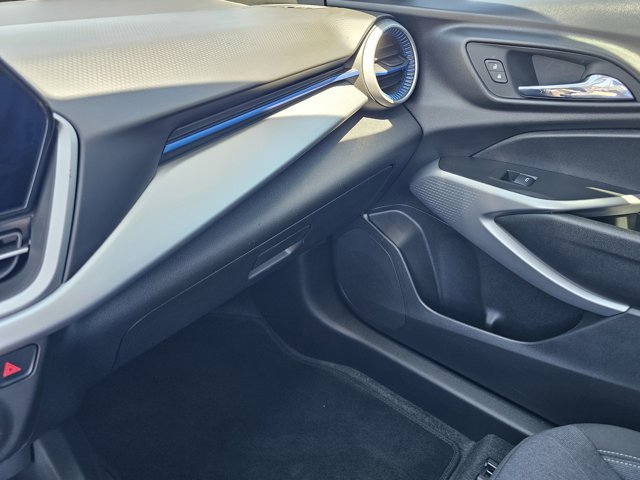Used 2026 Chevrolet Trax LS FWD image 25