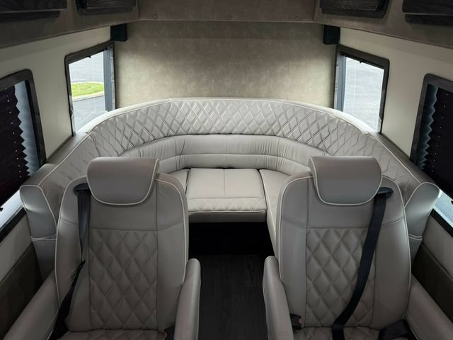 Used 2020 Mercedes-Benz Sprinter 2500 image 15