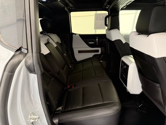 Used 2024 GMC Hummer EV 2X w/ LPO, Illumination Package AWD/4WD image 30