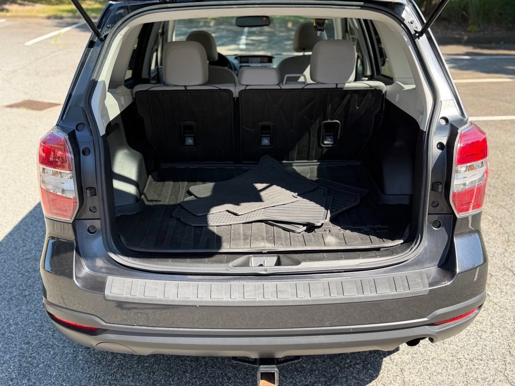 Used 2015 Subaru Forester 2.5i Premium w/ All-Weather Package AWD/4WD image 18
