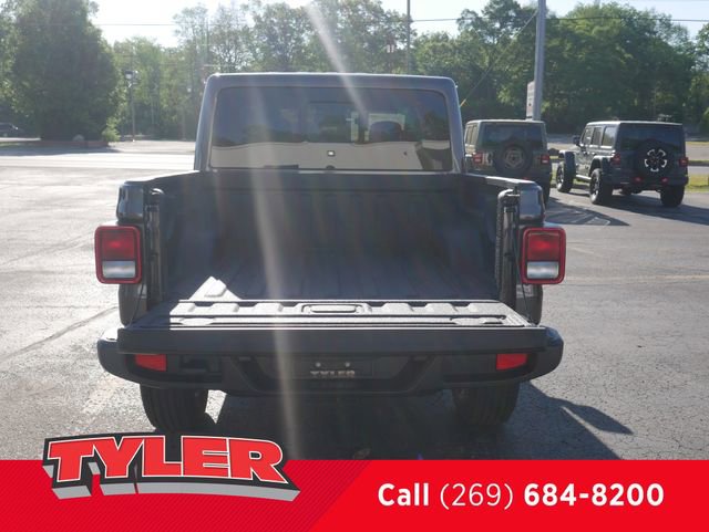 New 2026 Jeep Gladiator Sport AWD/4WD image 16